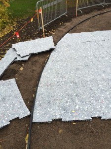 Konstgräs Halmstad plastsarg